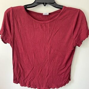 Destined Lettuce Edge maroon short sleeve crop top.